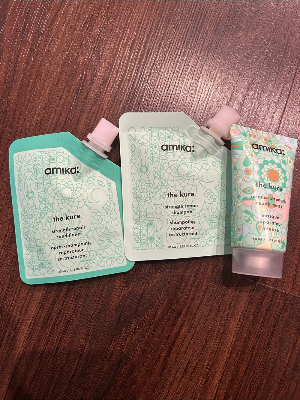 Amika the Kure mini trio